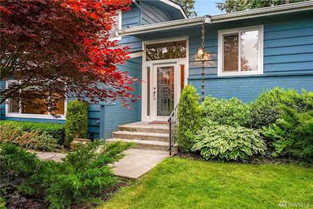 16307 Inglewood Lane NE Kenmore, WA 98028
