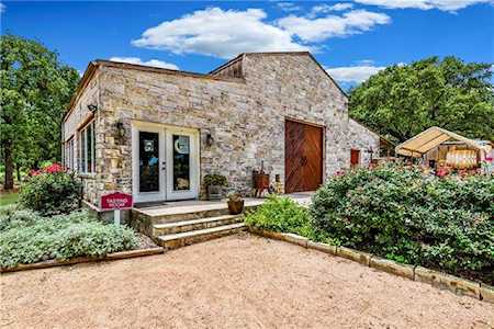 25711 Hamilton Pool Rd Bee Cave, TX 78663
