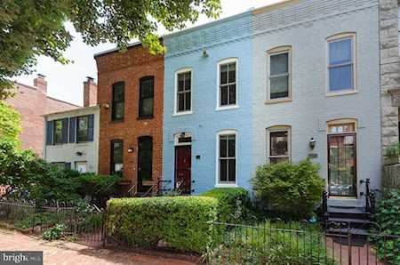 122 10th St SE Washington, DC 20003