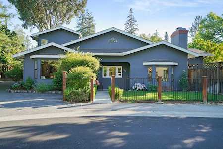 1748 Stockbridge Ave Redwood City, CA 94061