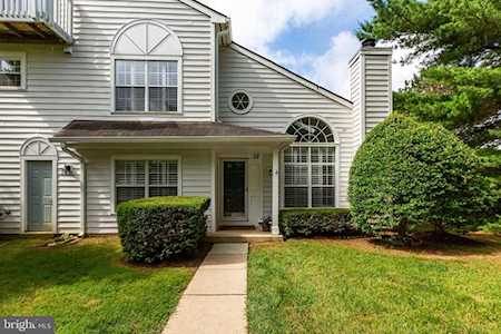 32 Bronco Ct #285 Germantown, MD 20874