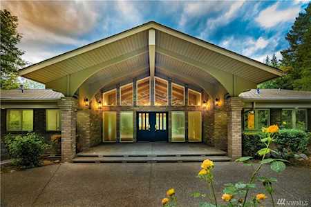 5216 Rosedale St NW Gig Harbor, WA 98335