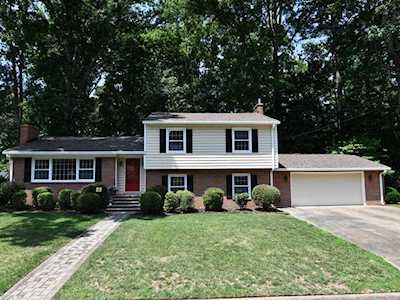 7 Royall Place Newport News, VA 23606