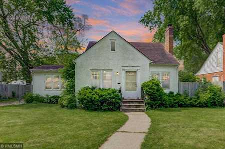 1970 5th Street E Saint Paul, MN 55119