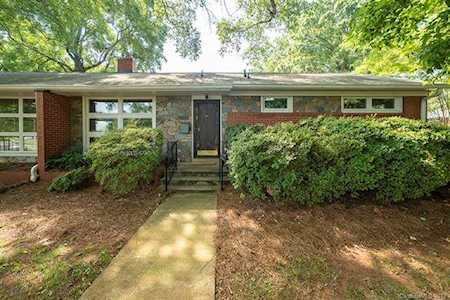 4503 Woodlark Ln Charlotte, NC 28211
