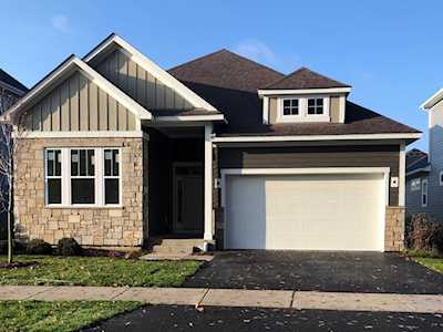 1053 Ironwood Ct Glenview, IL 60025