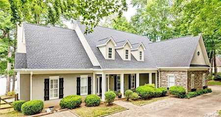 8126 Lake Providence Dr Matthews, NC 28104