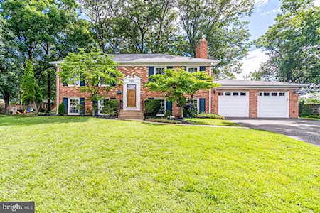 5000 Ninian Ct Alexandria, VA 22310