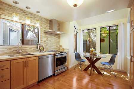 221 N Rengstorff Ave 1 Mountain View, CA 94043