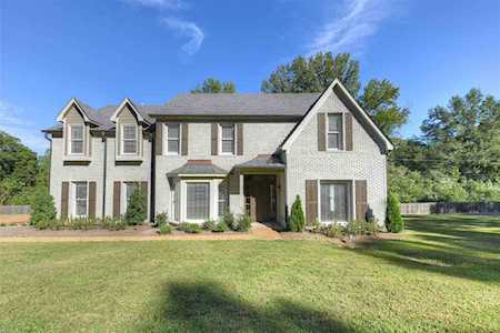 1884 Miller Farms Rd Germantown, TN 38138