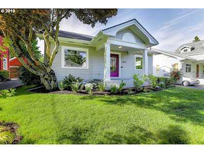 4025 NE Hazelfern Pl Portland, OR 97232