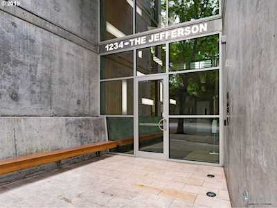 1234 SW 18th Ave #305 Portland, OR 97205