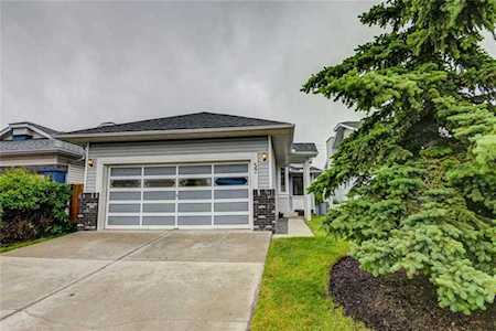 57 Citadel Garden(s) NW Calgary, AB T3G 3X5
