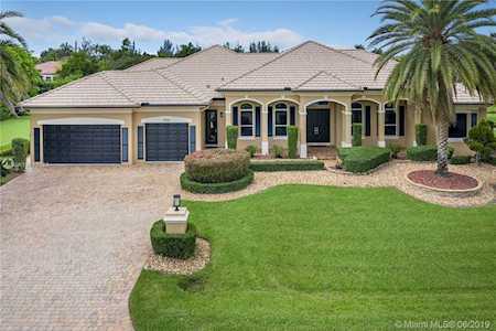 11300 NW 19th St Plantation, FL 33323