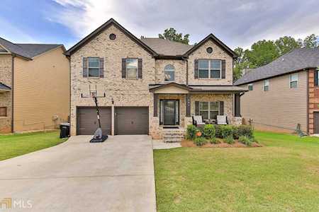 547 Mossycup Dr Fairburn, GA 30213