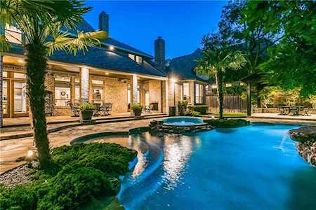 6731 Brookshire Drive Dallas, TX 75230