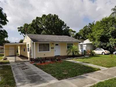 8221 N Diagonal Road St Petersburg, FL 33702