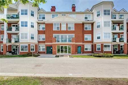 78 Prestwick Garden(s) SE #306 Calgary, AB T2Z 3V2