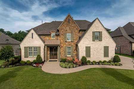 1655 Preakness Run Ln Collierville, TN 38017
