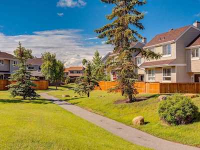 3032 Rundleson Road NE #8 Calgary, AB T1Y 3Z6