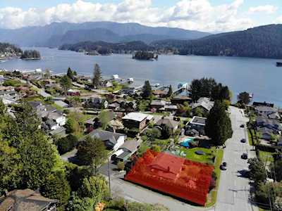4364 Dollar Road North Vancouver, BC V7G 1B1