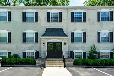 207 Middletown Square Louisville, KY 40243