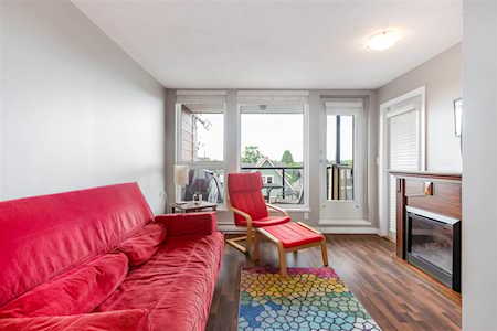 2636 E Hastings Street #415 Vancouver, BC V5K 0A4