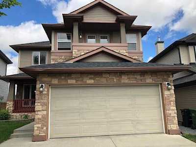 195 Kincora View NW Calgary, AB T3R 1M2
