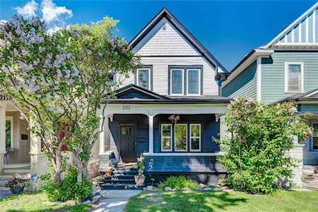 2113 5 Street SW Calgary, AB T2S 2B5
