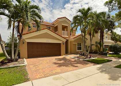15711 SW 53rd Ct Miramar, FL 33027