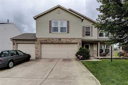 1306 Brook Court Danville, IN 46122
