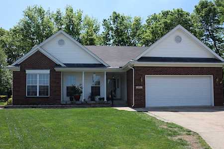 3817 Stone River Ct Louisville, KY 40299
