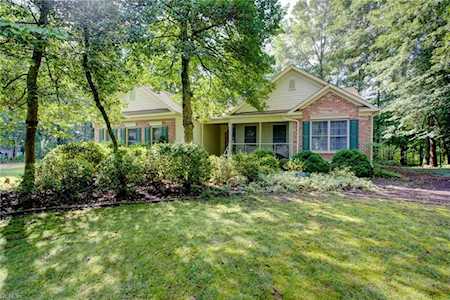7135 Clements Ave Gloucester, VA 23061