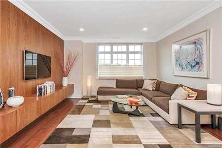 1 Christie Place #406E Scarsdale, NY 10583
