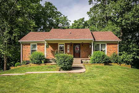 848 Lickskillet Dr Shepherdsville, KY 40165