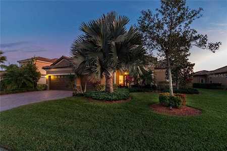 7814 Heritage Grand Place Bradenton, FL 34212
