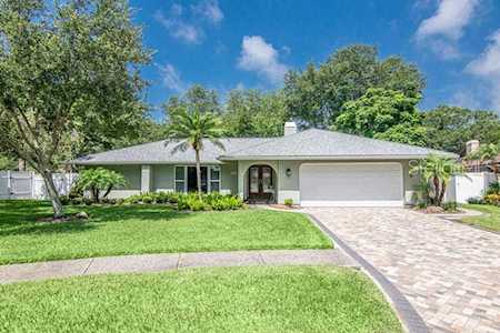 10008 Linden Place Drive Seminole, FL 33776