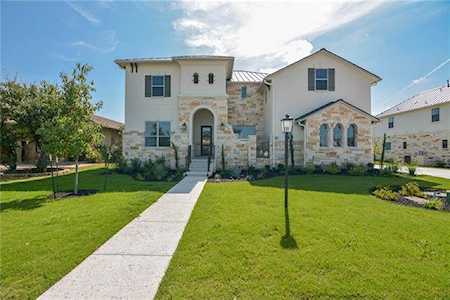 109 Bisset Ct Austin, TX 78738