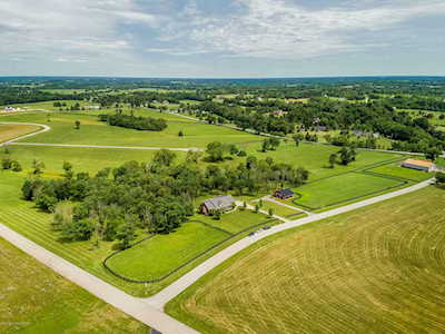 88 First Day Ln Finchville, KY 40022