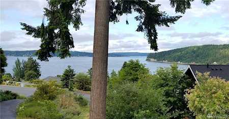 347 Moana Dr Camano Island, WA 98282
