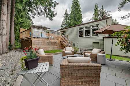 2963 Paisley Road North Vancouver, BC V7R 1C6