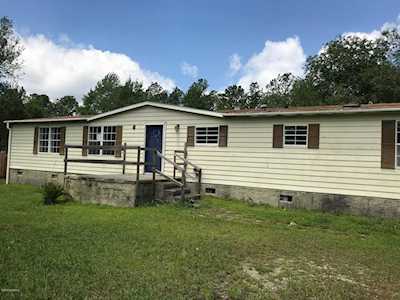 517 Green Acres Drive Hampstead, NC 28443