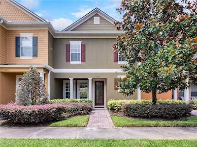 10228 Vickers Ridge Drive Orlando, FL 32829