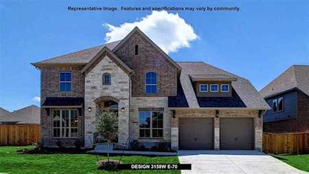 812 Glen Crossing Drive Celina, TX 75009