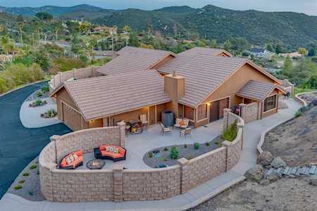 3664 Calle Colina Roca Alpine, CA 91901