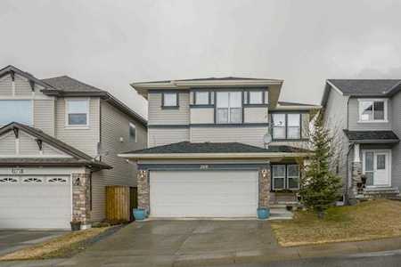 268 Panamount Circle NW Calgary, AB T3K 0G9