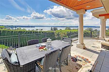 10304 NE 60th St Kirkland, WA 98033
