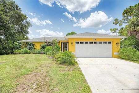 2714 Mather Lane North Port, FL 34286