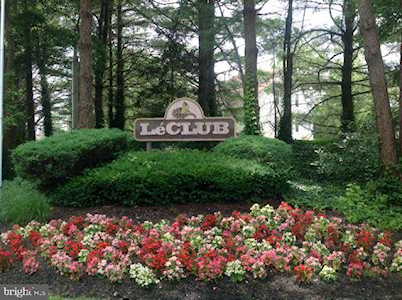 207A Derry Hill Ct Mount Laurel, NJ 08054