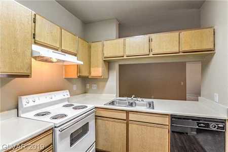2900 Sunridge Heights #1815 Henderson, NV 89052